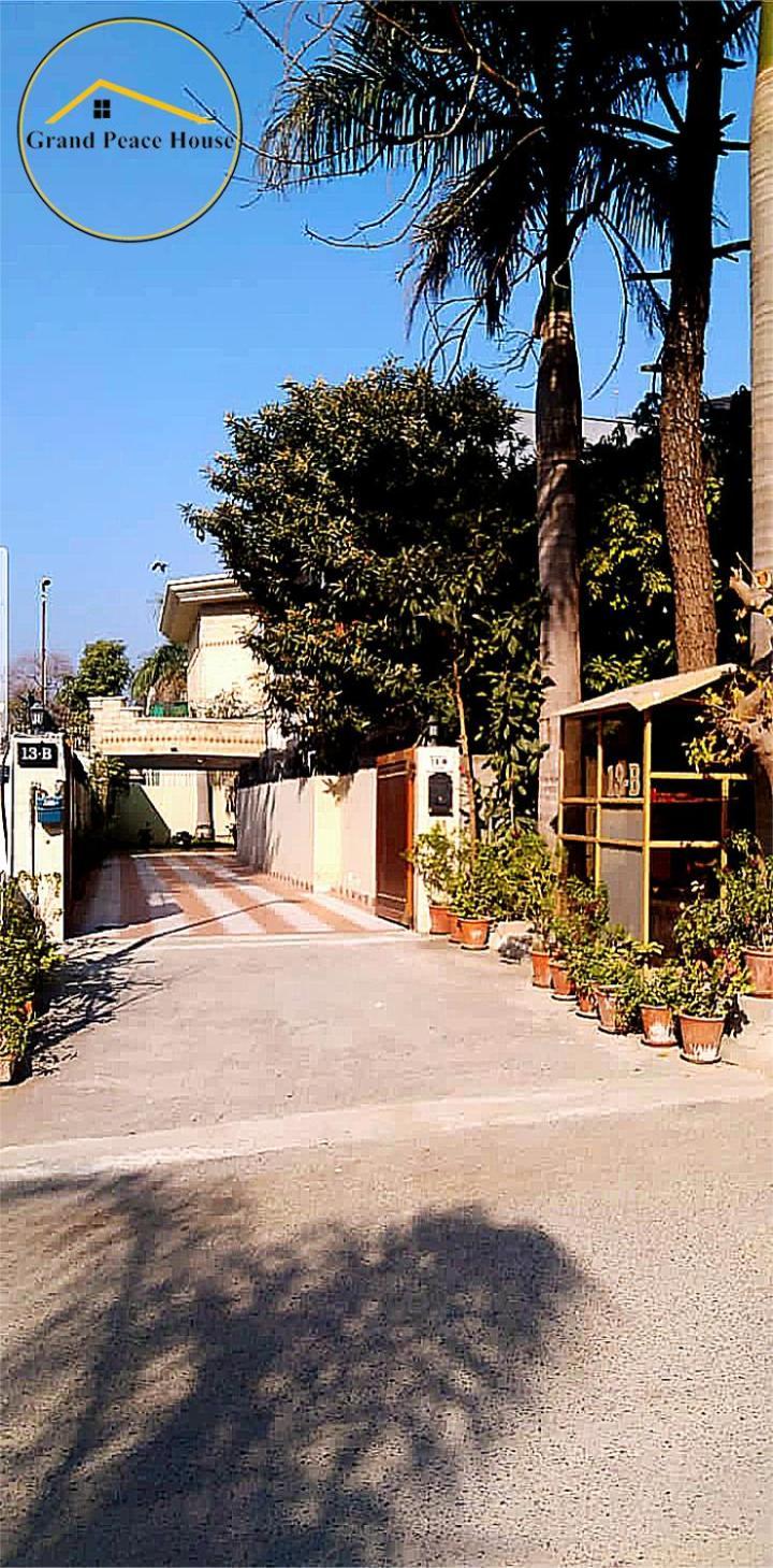 Grand Peace House I Bed & Breakfast Islamabad Exterior photo